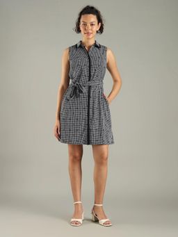 Tommy Hilfiger - Polyester Spread Collar Shirt Dress with Belt