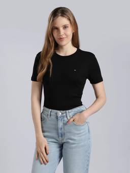Tommy Hilfiger - Black Solid Slim Fit Cotton T-Shirt