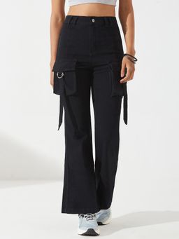 DOLCE CRUDO - Women's Black Bootcut Stretchable Denim Jeans