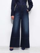 Navy Blue color option, Currently selected