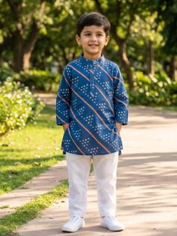 Pankhuri by Priyanka - Blue Diagonal Bandhej Kurta and Pyjama