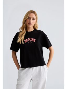 Twenty Dresses by Nykaa Fashion - Typography Oversized T-shirt - Black