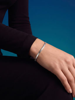 TOUCH925 - 925 Silver Herringbone Bracelet