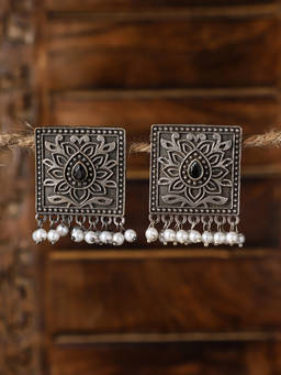 VENI - Silver-Plated Beads-Studded Studs Earrings
