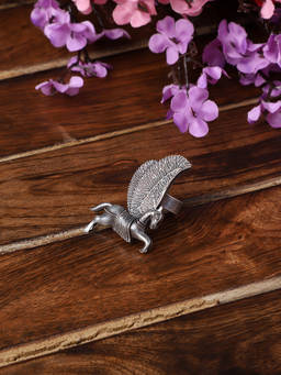 VENI - Silver Plated Horse-Shaped Adjustable Finger Ring