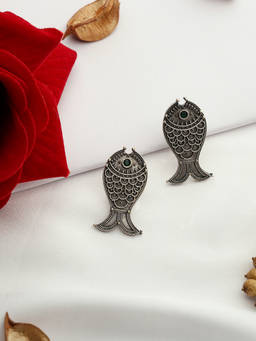 VENI - Silver-Plated 92.5 Silver Oxidised Studs Earrings