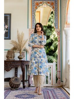 PISTAA - Women Blue Pure Cotton Floral Printed Kurta and Pant