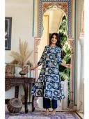 Navy Blue color option, Currently selected