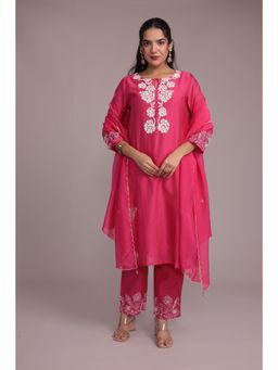 Zari Jaipur - Women Pink Embroidered Kurta Pant with Dupatta