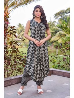 Gahan - Printed Kurta and Pant - Green