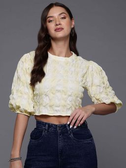 Freehand - Women Fitted Textured Round Neck Regular Crop Top