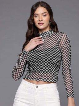 Freehand - Women Fitted Checked Round Neck Regular Crop Top