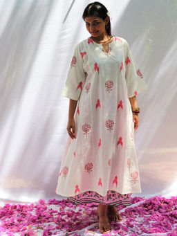 Chidiyaa - Flourish White Block Printed Cotton Kurta with Skirt - Fos (Set of 2)