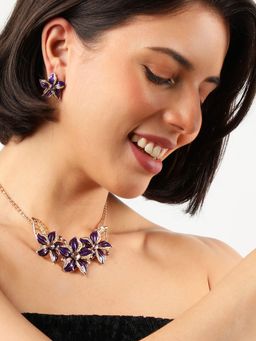 Sohi - Gold Plated Flower Detailing Jewellery Set