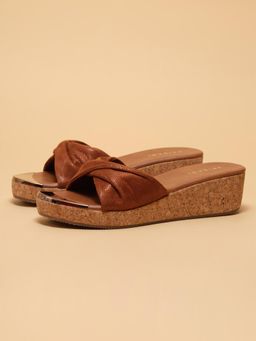 ERIDANI - Women Abriana Brown Slip On Wedges