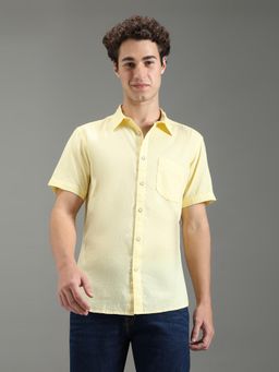 Pepe Jeans - Men Yellow Solid Short Sleeves Shirt
