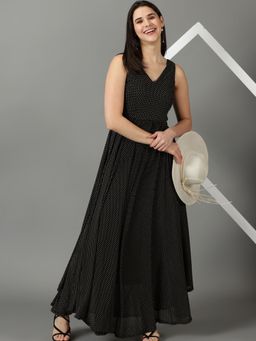 SHOWOFF - Womens V-Neck Printed Fit And Flare Black Dress