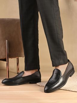 Valentino - Mens Leather Casual Loafers - Black