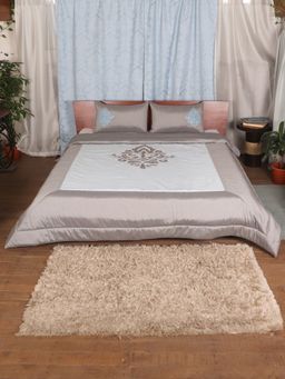 Zeba World - World Quilt Aari With Embroidery Cotton 500Tc Multi-Color (Queen)