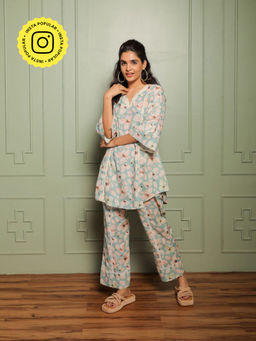 Ishnya - Summer Sass Floral Printed Blue Co-ord (Set of 2)