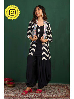 Ishnya - Masakali Black Embroidered Kurta With Pant & Jacket (Set of 3)
