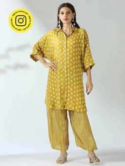 Ishnya - Yellow Batwing Printed Kurta with Palazzo (Set of 2)