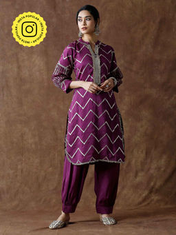 Ishnya - Noorani Purple Chevron Pattern Kurta With Salwar Pant (Set of 2)