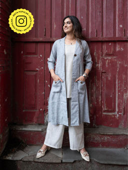 Ishnya - Rezaar- Greyish -Blue Shrug With Top And Pant (Set of 3)