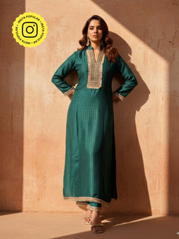 Ishnya - Womens Embroidered Green Kurta with Pant