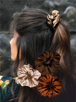 Hair Drama Co. - Neutral Scrunchies- I - Set Of 3