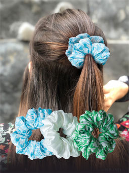 Hair Drama Co. - Houndstooth Scrunchies - Set Of 3