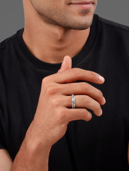 GIVA - 925 Silver Dapper Ring For Men