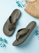 Olive color option, Currently selected