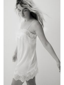 H&M - Women White Lace-Trimmed Satin Nightslip