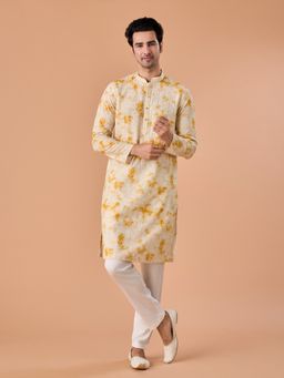 Manyavar - Yellow Embroidered Mandarin Neck Kurta & Pyjama