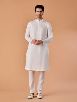 Manyavar - White Solid/Plain Mandarin Neck Kurta & Pyjama