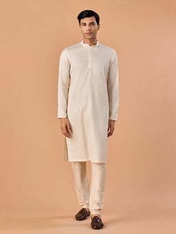 Manyavar - Cream Solid/Plain Mandarin Neck Kurta & Pyjama