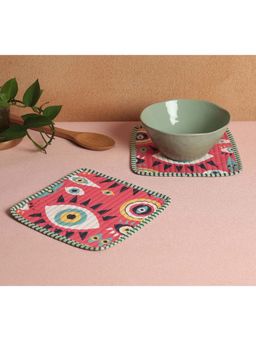 India Circus by Krsnaa Mehta - Pink Malocchio Stare Quilted Trivets (Pack of 2)