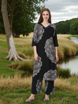 FASHOR - Women Black Floral Co-ord (Set of 2)