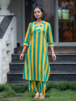 Suta - Women Green Stripes Co-ord (Set of 2)