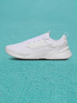 Puma - Unisex White Retaliate 3 Running Shoes