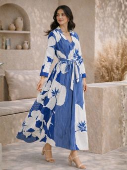 FEATHERS CLOSET - Blue Floral Regular Robe
