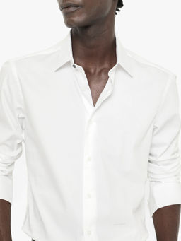 Rare Rabbit - Men White Solid Casual Shirt