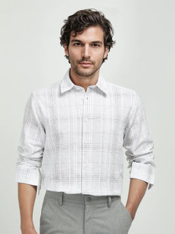 Rare Rabbit - Men White Checks Casual Shirt