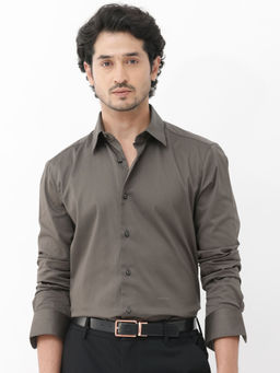 Rare Rabbit - Men Olive Solid Casual Shirt