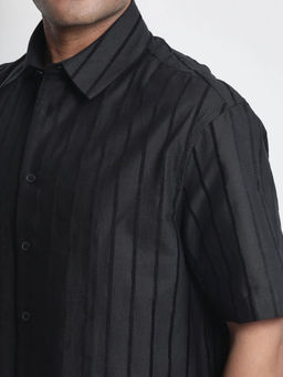 Rare Rabbit - Men Black Stripes Casual Shirt