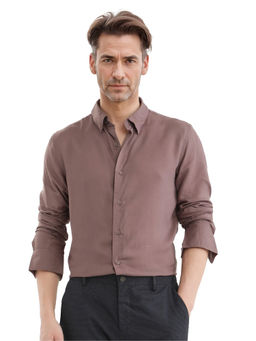 Rare Rabbit - Men Purple Solid Casual Shirt