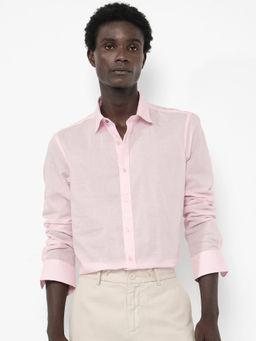 Rare Rabbit - Men Pink Solid Casual Shirt