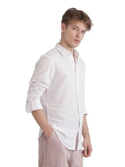 Rare Rabbit - Men Pink Solid Casual Shirt