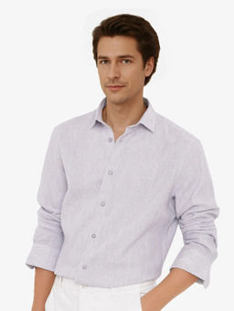Rare Rabbit - Men Purple Solid Casual Shirt